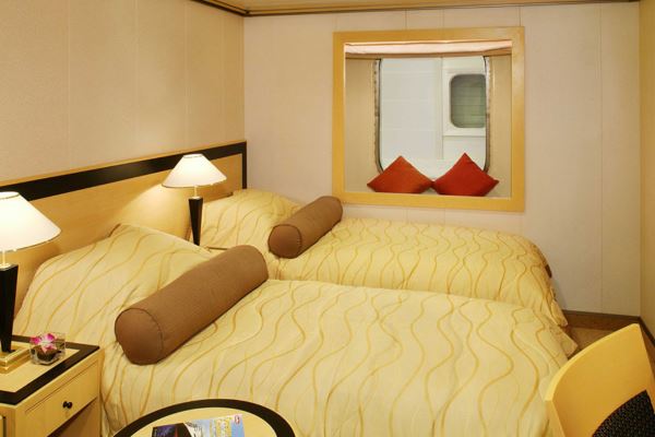 Queen Mary 2 -